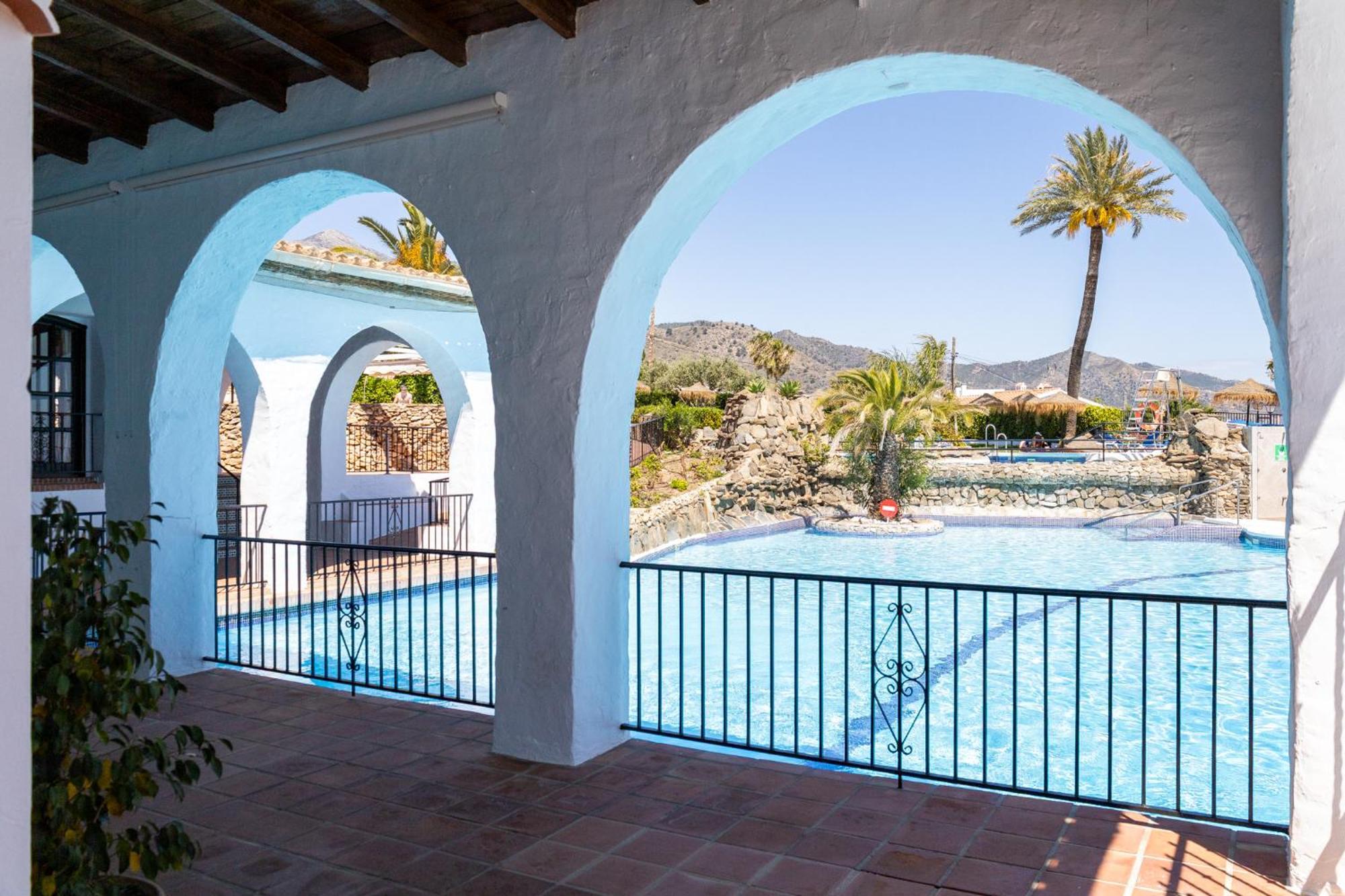 Capistrano Village B, 1 Bedroom + Free Wi-Fi Nerja Exterior foto