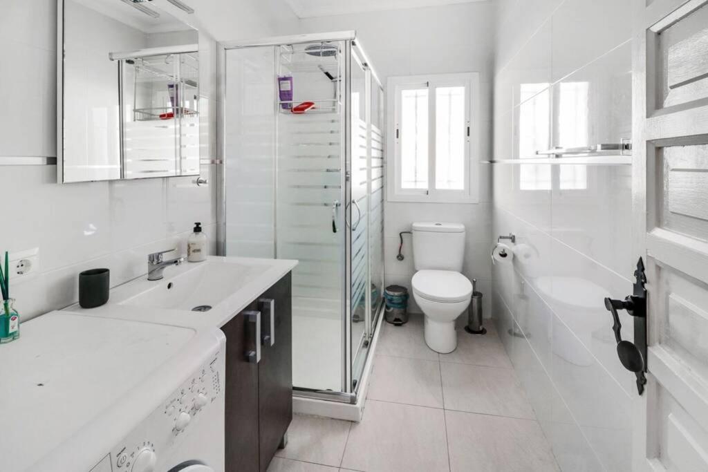 Capistrano Village B, 1 Bedroom + Free Wi-Fi Nerja Exterior foto